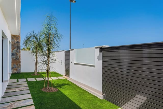 3 slaapkamer Villa te koop in Las Lomas de Rame - Bahía Bella, Los Alcázares met zwembad garage - € 499.900 (Ref: 9496476)