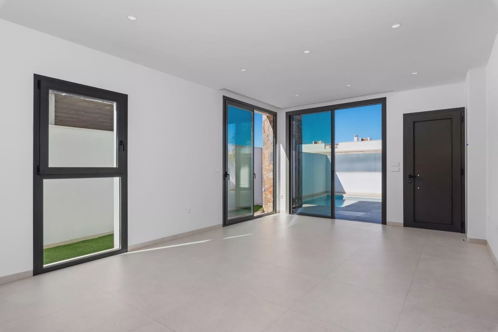 3 soverom Kjedet enebolig til salgs i San Javier med svømmebasseng garasje - € 504 300 (Ref: 9496480)