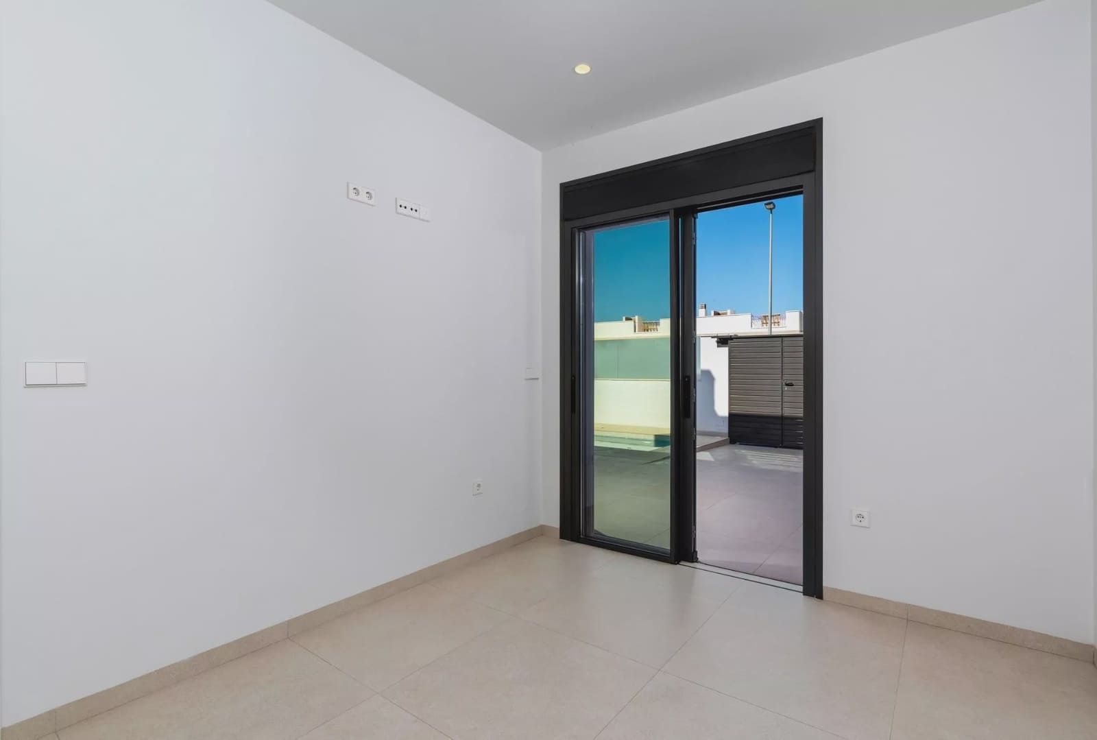 3 soverom Kjedet enebolig til salgs i San Javier med svømmebasseng garasje - € 504 300 (Ref: 9496480)
