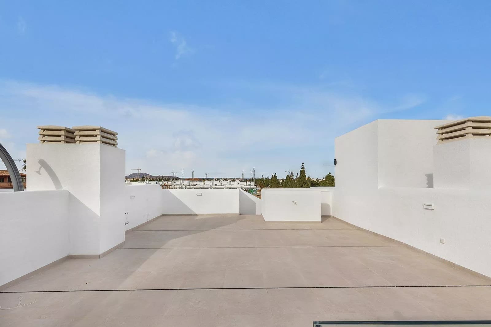 2 bedroom Apartment for sale in Los Alcazares with pool garage - € 399,900 (Ref: 9519380)