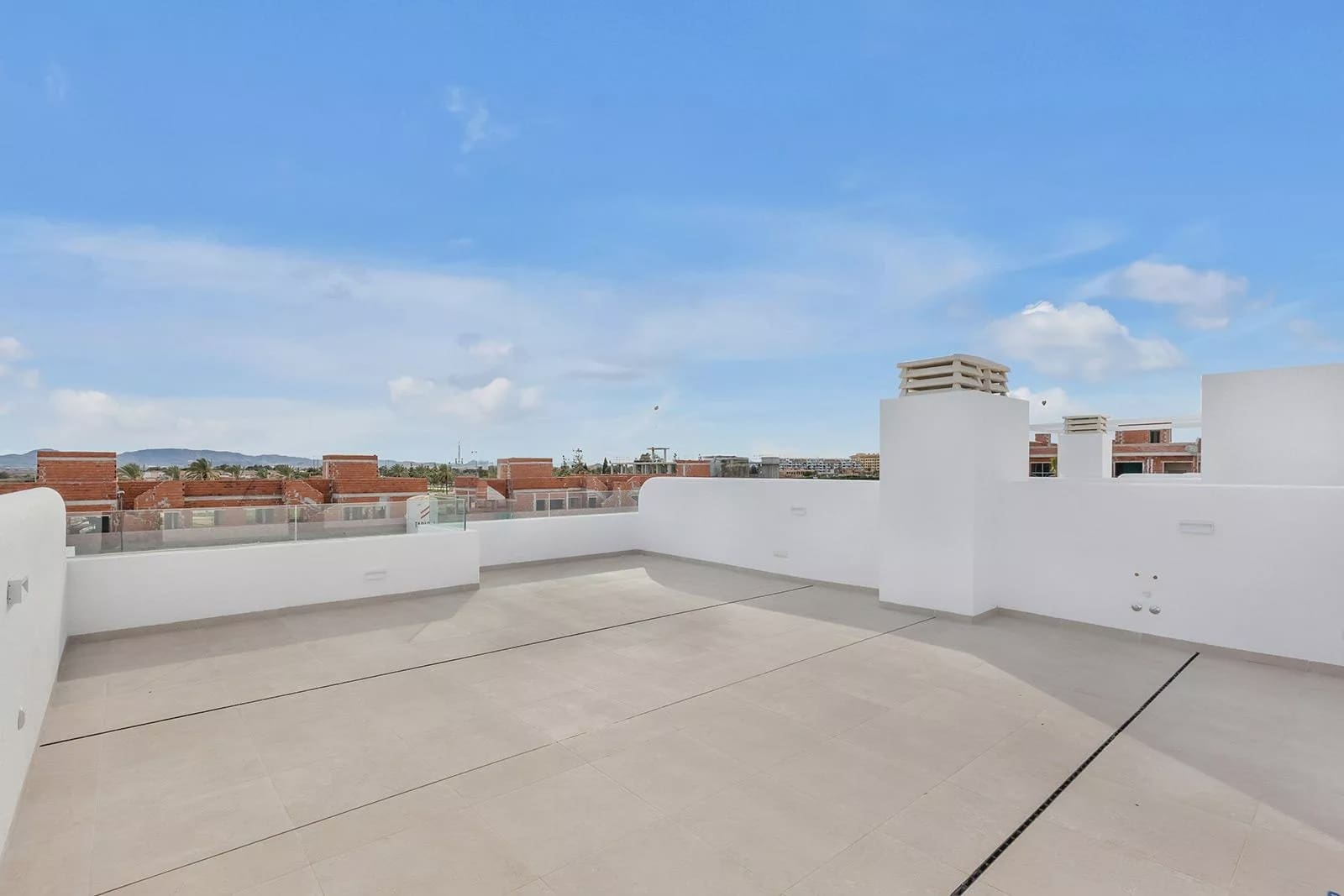 3 bedroom Apartment for sale in Los Alcazares with pool garage - € 439,900 (Ref: 9525621)