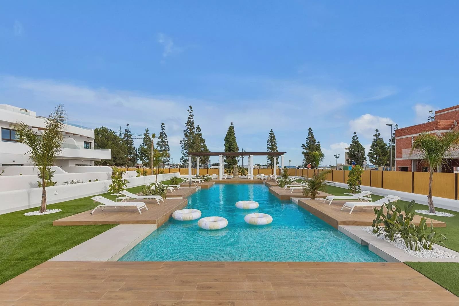 3 bedroom Apartment for sale in Los Alcazares with pool garage - € 439,900 (Ref: 9525621)