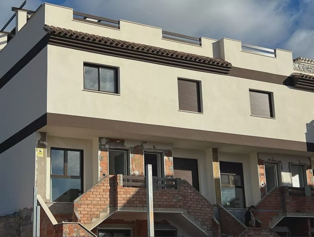 3 sypialnia Dom na sprzedaż w Portman z basenem garażem - 220 500 € (Ref: 9626546)