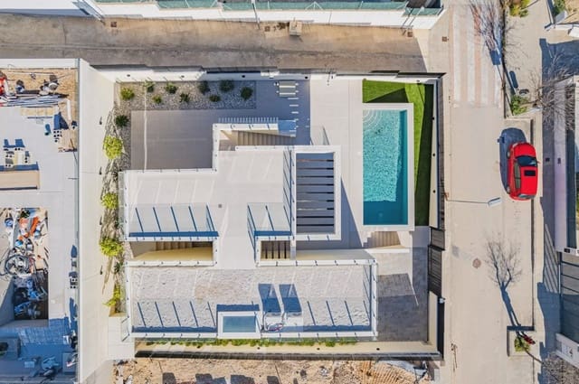 4 soveværelse Villa til salg i Polop med swimmingpool - € 970.000 (Ref: 9638882)