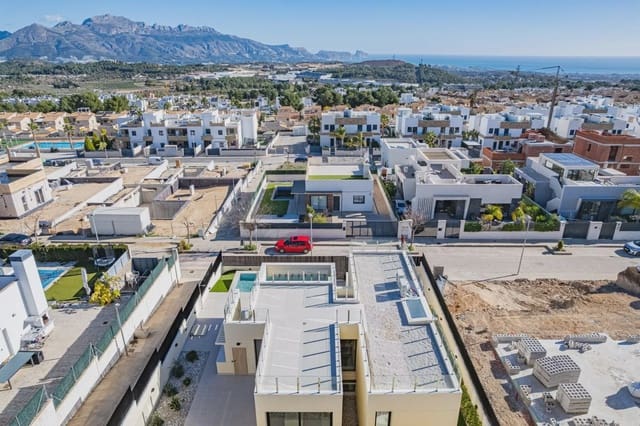 4 soveværelse Villa til salg i Polop med swimmingpool - € 970.000 (Ref: 9638882)