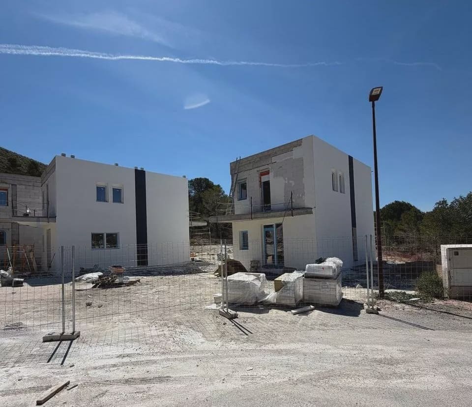 3 bedroom Villa for sale in Finestrat with pool garage - € 550,000 (Ref: 9798375)