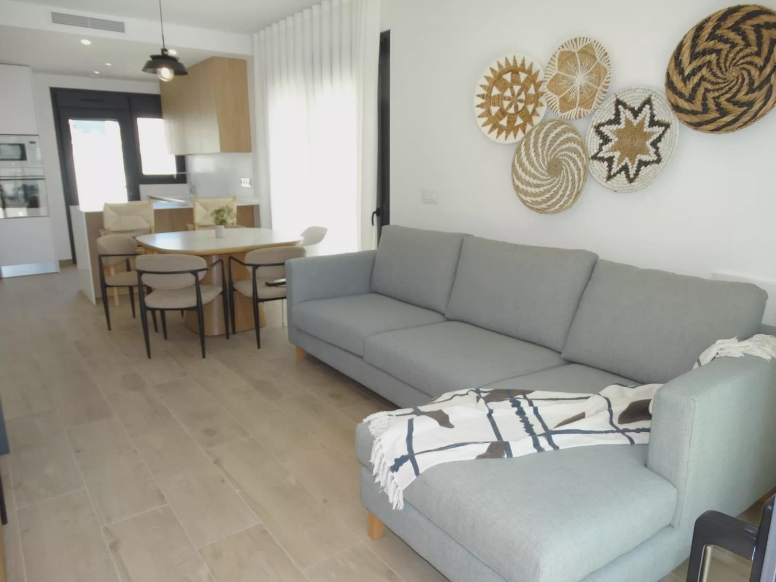Bungalow de 2 habitaciones en Pilar de la Horadada en venta con piscina garaje - 245.000 € (Ref: 9831113)