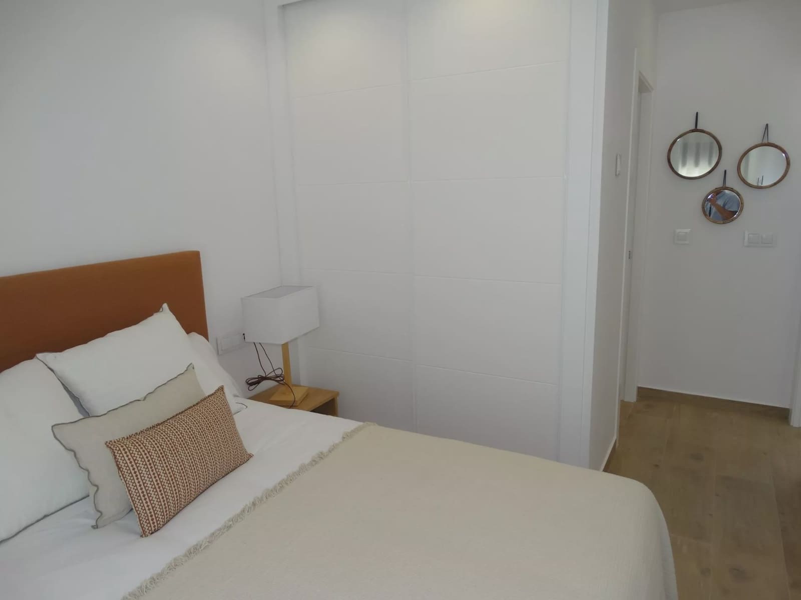 Bungalow de 2 habitaciones en Pilar de la Horadada en venta con piscina garaje - 245.000 € (Ref: 9831113)