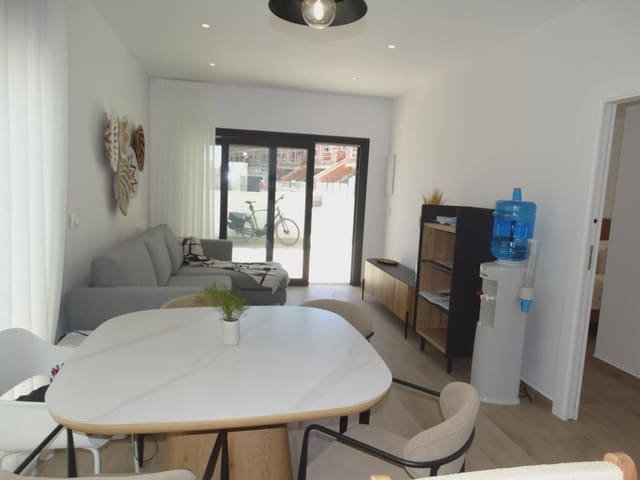 Bungalow de 2 habitaciones en Pilar de la Horadada ciudad, Pilar de la Horadada en venta con piscina garaje - 245.000 € (Ref: 9831113)