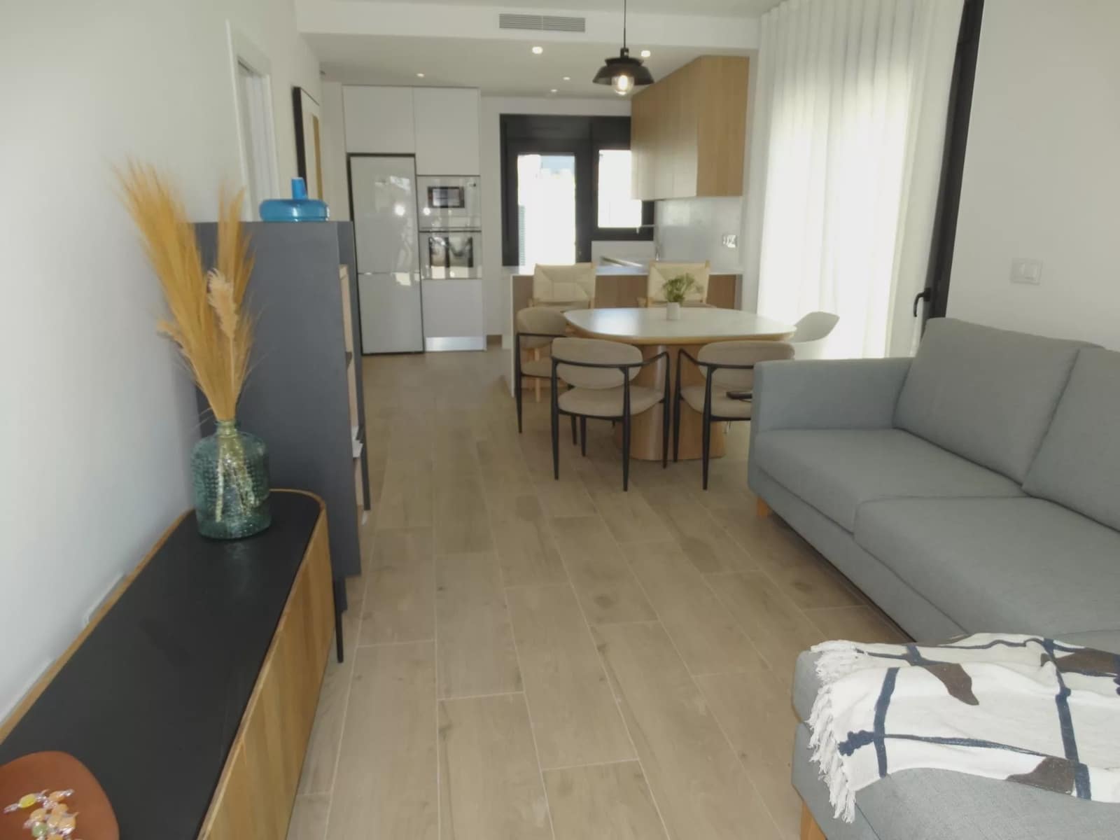 Bungalow de 2 habitaciones en Pilar de la Horadada en venta con piscina garaje - 245.000 € (Ref: 9831113)