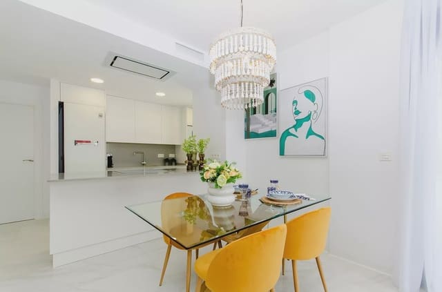 3 soveværelse Semi-Rækkehus til salg i Desamparados - Hurchillo - Torremendo, Orihuela med swimmingpool garage - € 395.000 (Ref: 9866813)