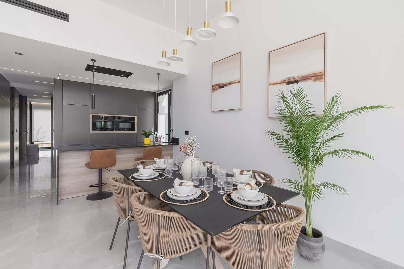 3 bedroom Villa for sale in Torrevieja with pool - € 700,000 (Ref: 9879518)