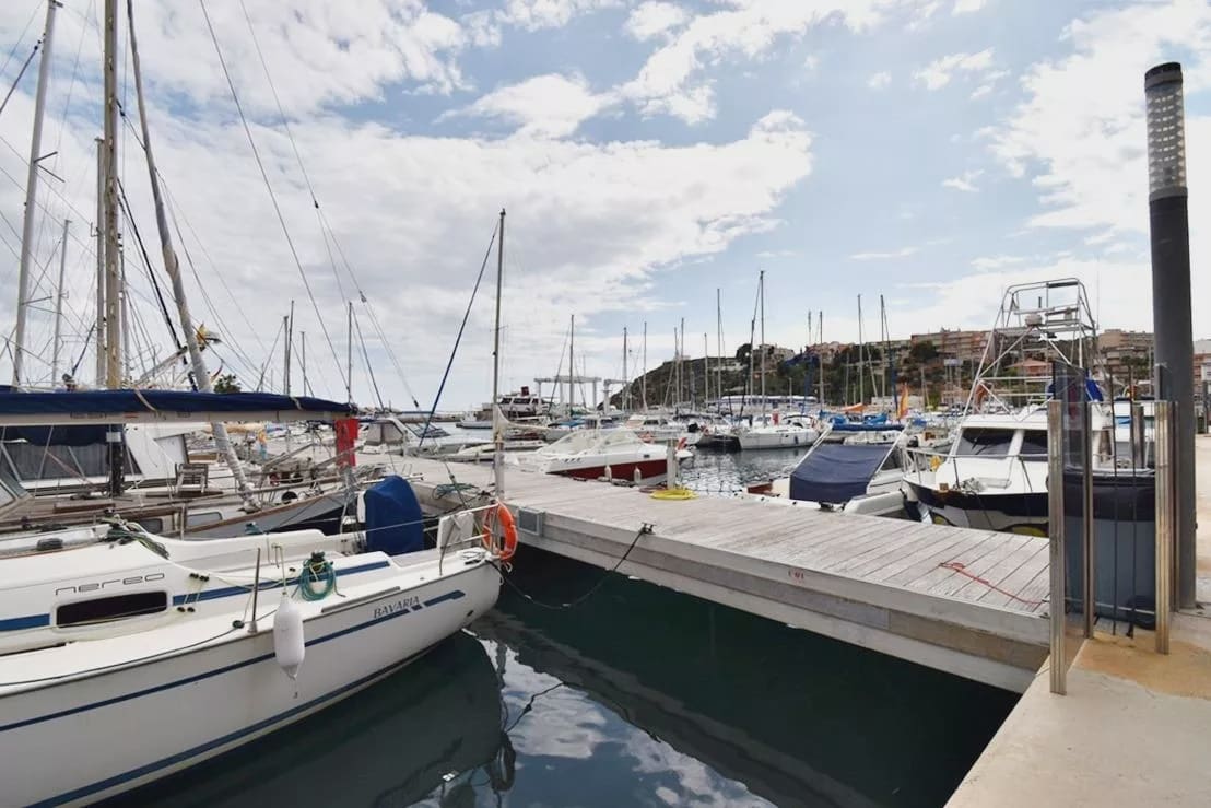 2 bedroom Beach Apartment for sale in Puerto de Mazarron - € 179,900 (Ref: 9888742)