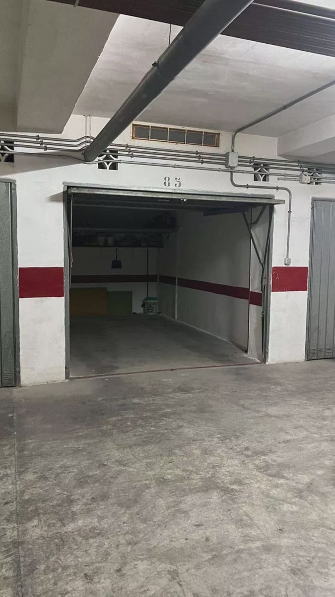 Garage til salg i Torrevieja - € 17.000 (Ref: 9908834)
