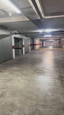 Garage til salg i Playa de los Náufragos, Torrevieja - € 17.000 (Ref: 9908834)