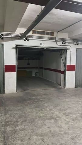 Garage til salg i Playa de los Náufragos, Torrevieja - € 17.000 (Ref: 9908834)