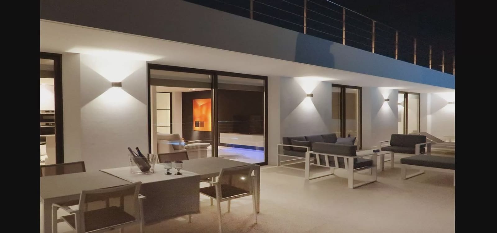 Chalet de 3 habitaciones en Valle del Este en venta - 850.000 € (Ref: 9908844)