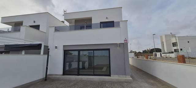 3 makuuhuone Huvila myytävänä paikassa Villamartin, Orihuela mukana uima-altaan 
autotalli - 539 900 € (Ref: 9909373)