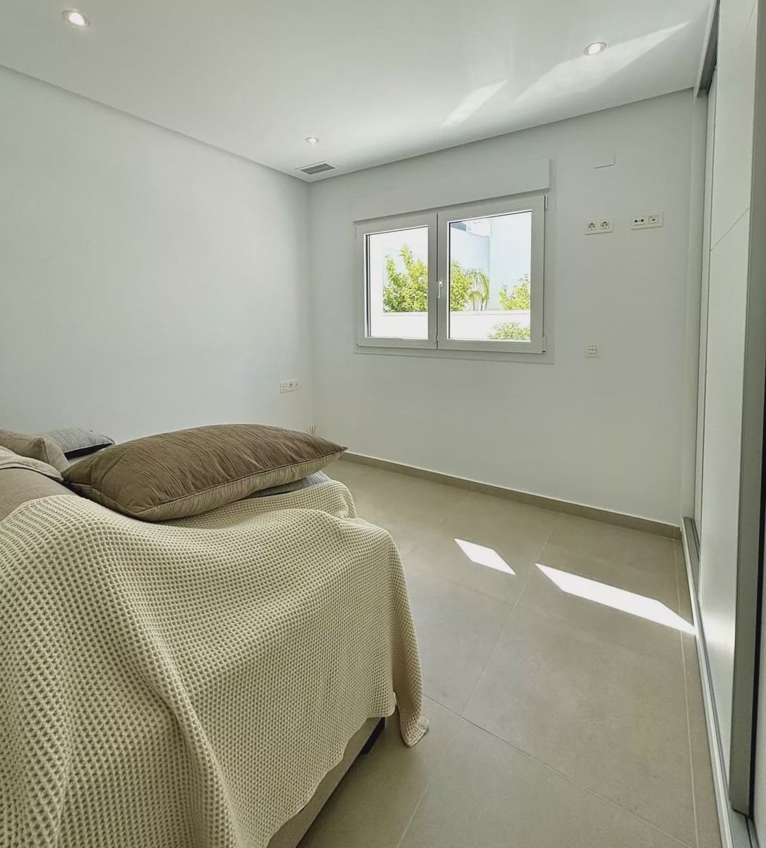 3 soveværelse Villa til salg i Benijofar med swimmingpool - € 589.000 (Ref: 9909398)