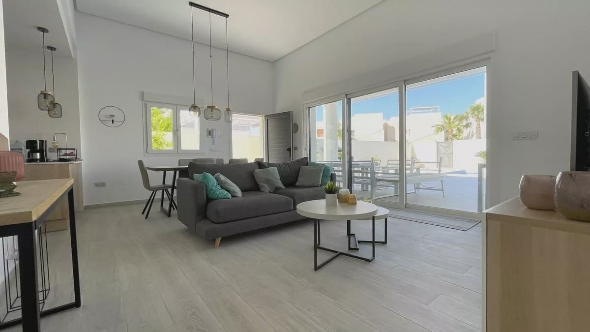 3 quarto Moradia para venda em Rafal com piscina garagem - 415 000 € (Ref: 9909399)