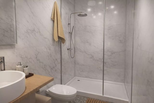 Chalet de 3 habitaciones en Centro, Los Alcázares en venta con piscina garaje - 590.000 € (Ref: 9909405)