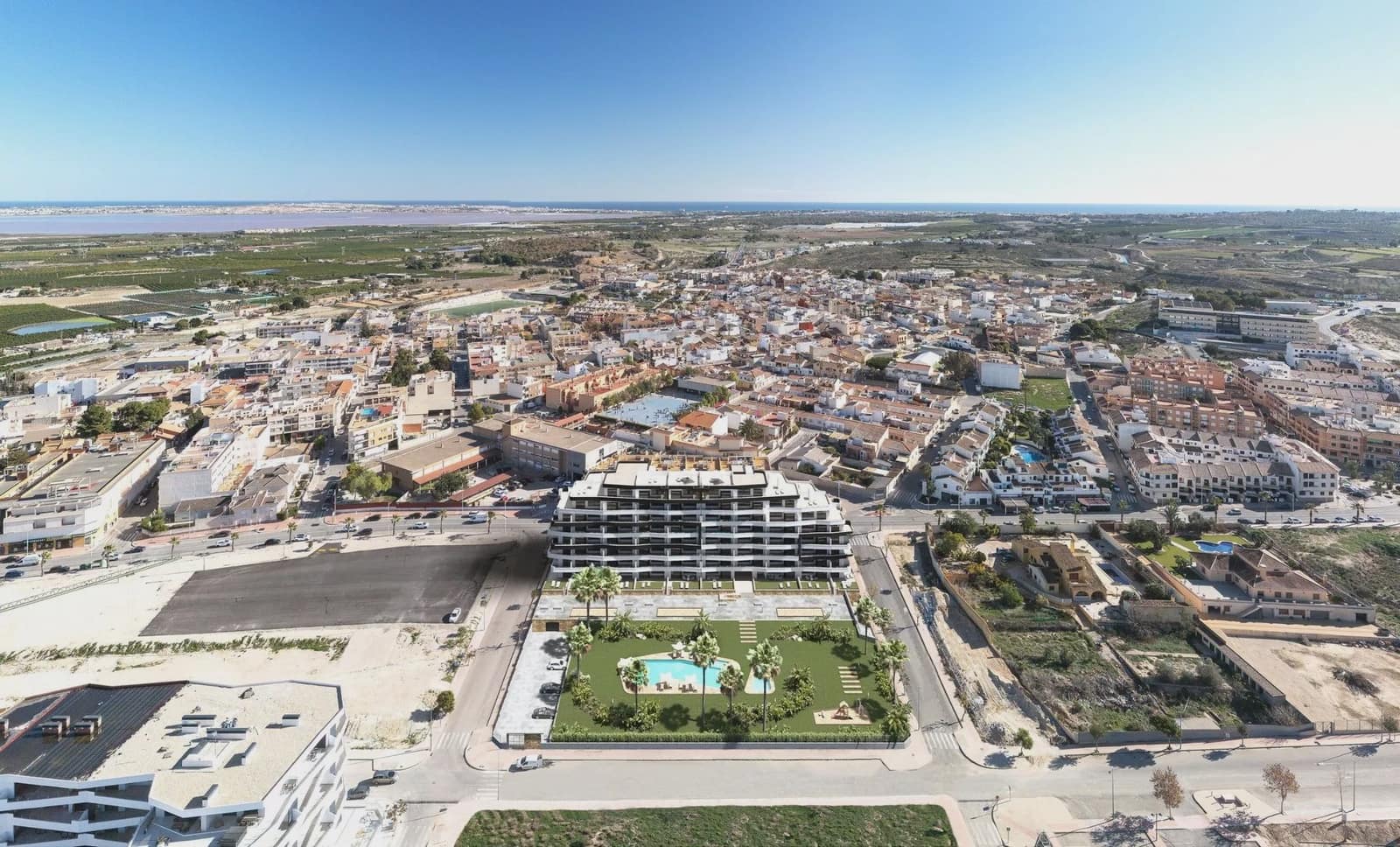 Apartamento de 2 habitaciones en San Miguel de Salinas en venta con piscina garaje - 244.000 € (Ref: 9909409)