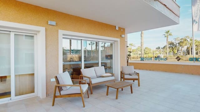 Apartamento de 3 habitaciones en El Raso, Guardamar del Segura en venta con piscina garaje - 344.900 € (Ref: 9909413)