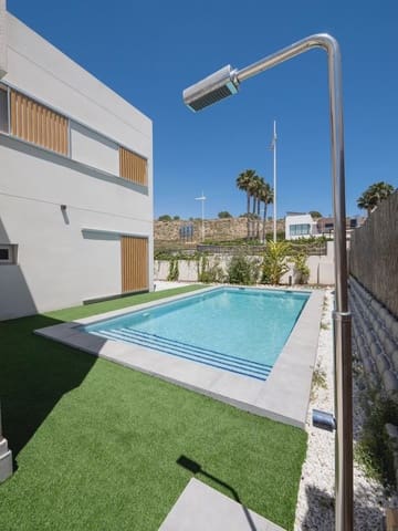 4 Zimmer Villa zu verkaufen in Algorfa mit Pool - 669.000 € (Ref: 9946329)