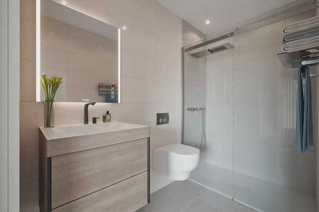 3 soverom Leilighet til salgs i Zona Pueblo, Guardamar del Segura med svømmebasseng garasje - € 399 500 (Ref: 9954856)