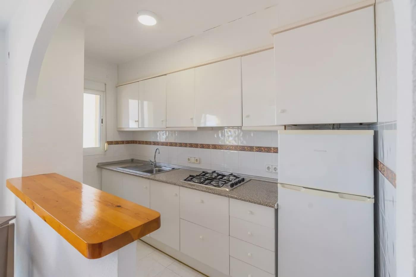 2 soveværelse Lejlighed til salg i Calpe / Calp med swimmingpool garage - € 240.000 (Ref: 9986237)