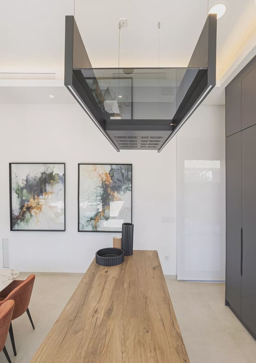 3 soverom Villa til salgs i Rojales med svømmebasseng garasje - € 1 099 000 (Ref: 9993880)