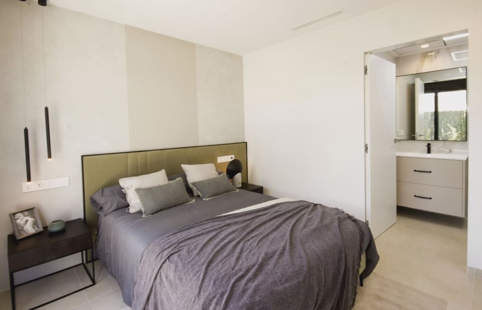 3 soverom Villa til salgs i Rojales med svømmebasseng garasje - € 1 099 000 (Ref: 9993880)