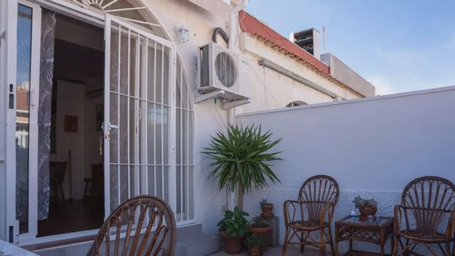 1 sypialnia Bungalow na sprzedaż w El Chaparral, Torrevieja - 107 000 € (Ref: 9999808)