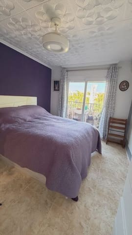 4 chambre Appartement à vendre à Torrevieja - 242 000 € (Ref: 9999810)