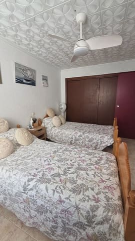 4 chambre Appartement à vendre à Torrevieja - 242 000 € (Ref: 9999810)