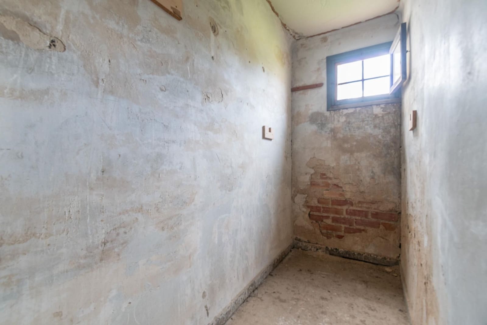 Kommersiell til salgs i Albolote - € 685 000 (Ref: 9534163)