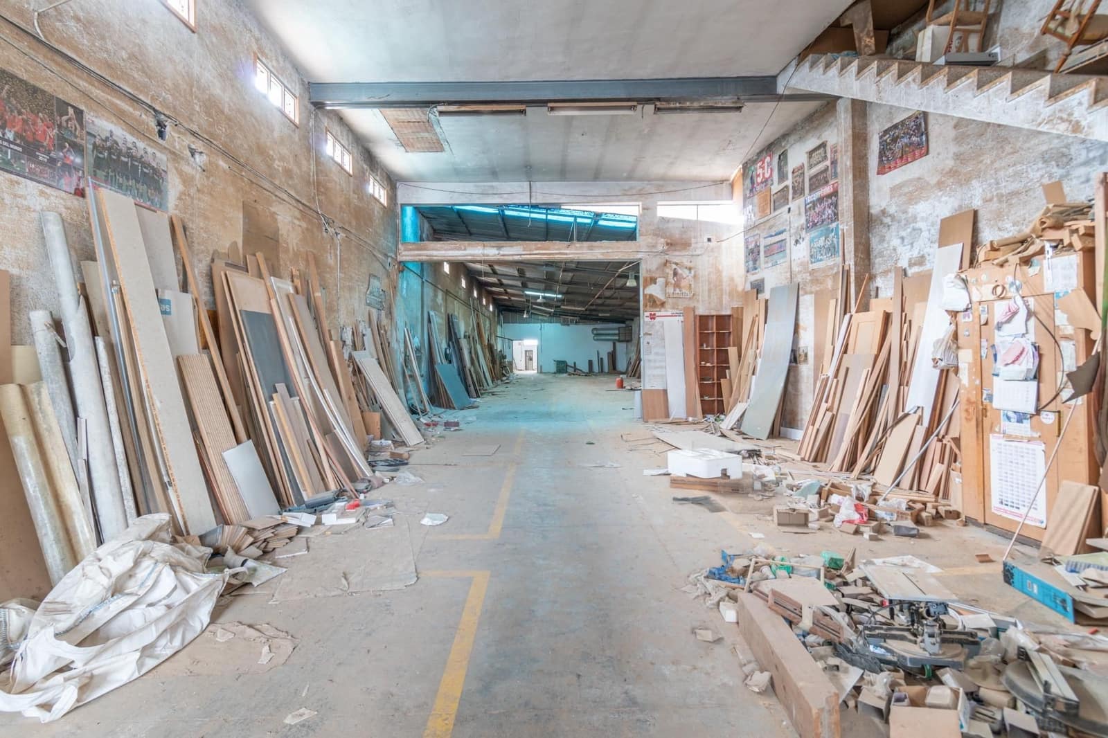 Kommersiell til salgs i Albolote - € 685 000 (Ref: 9534163)