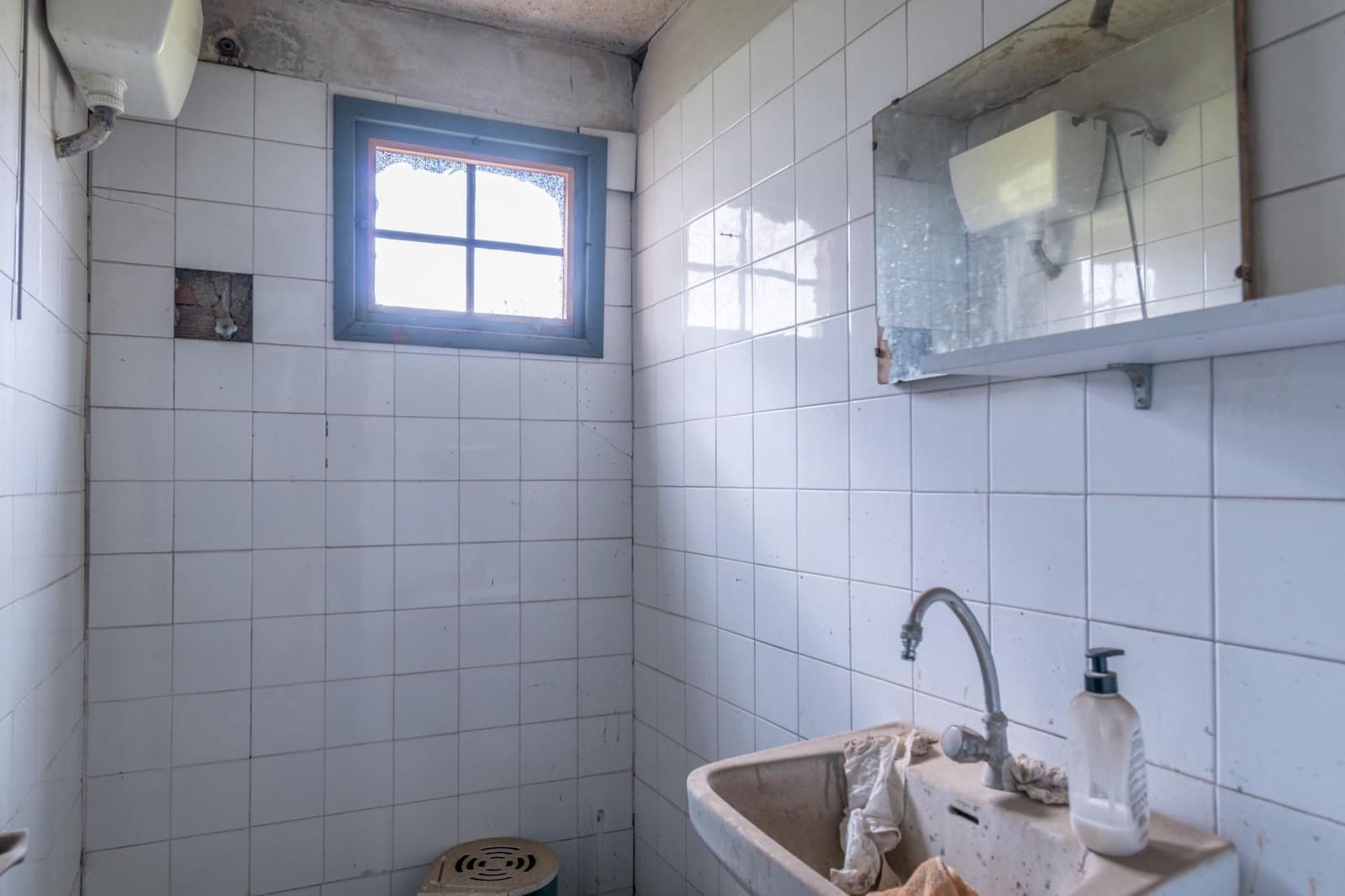 Kommersiell til salgs i Albolote - € 685 000 (Ref: 9534163)