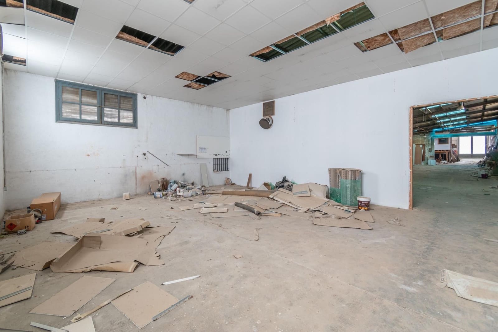 Kommersiell til salgs i Albolote - € 685 000 (Ref: 9534163)