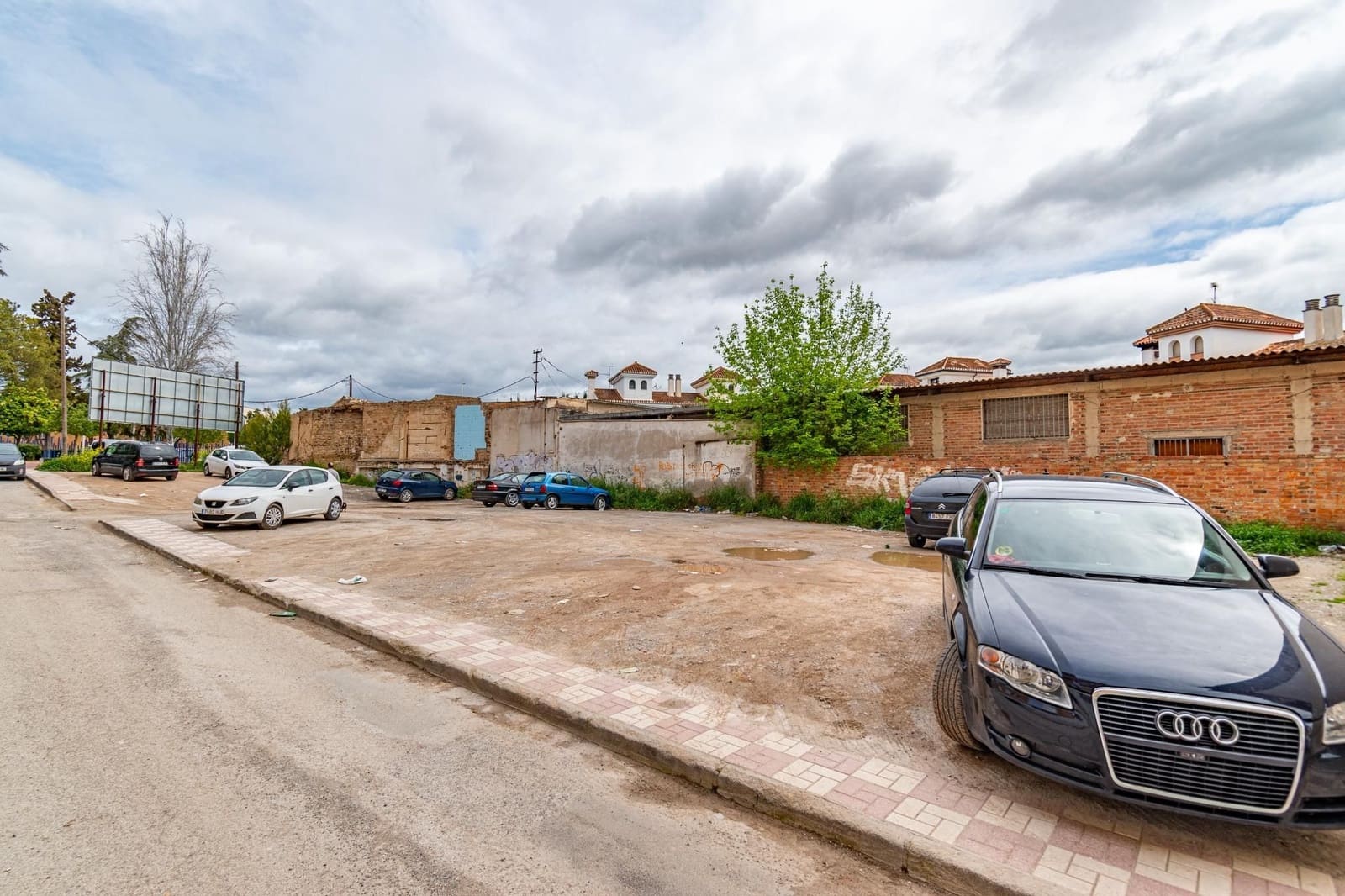 Kommersiell til salgs i Albolote - € 685 000 (Ref: 9534163)