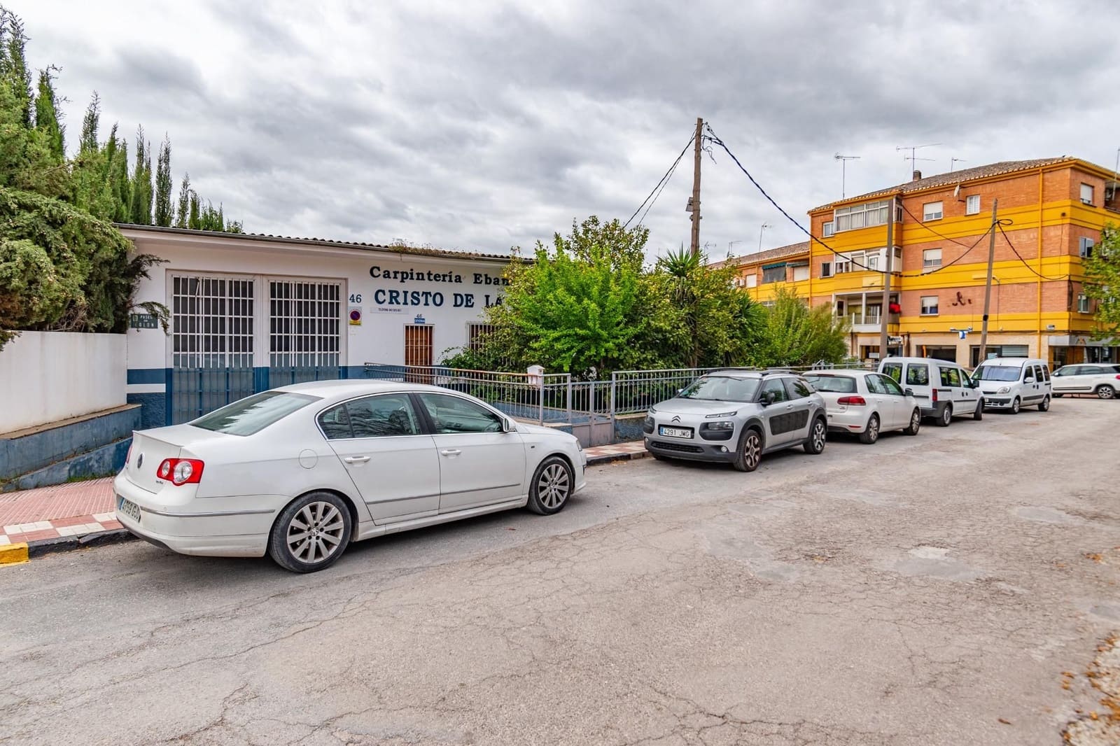 Kommersiell til salgs i Albolote - € 685 000 (Ref: 9534163)