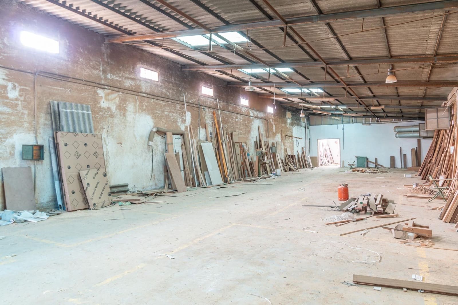 Kommersiell til salgs i Albolote - € 685 000 (Ref: 9534163)