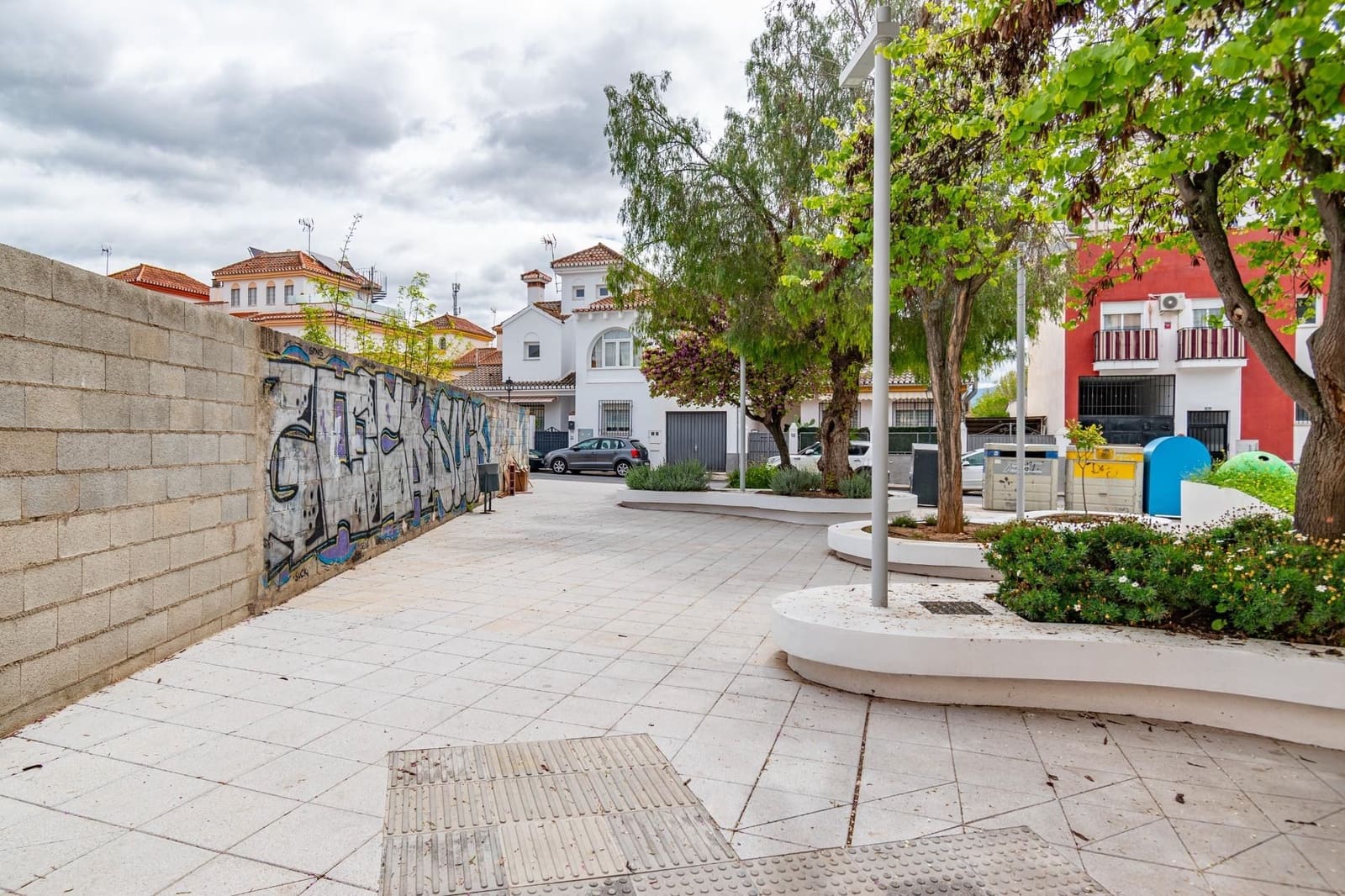 Kommersiell til salgs i Albolote - € 685 000 (Ref: 9534163)