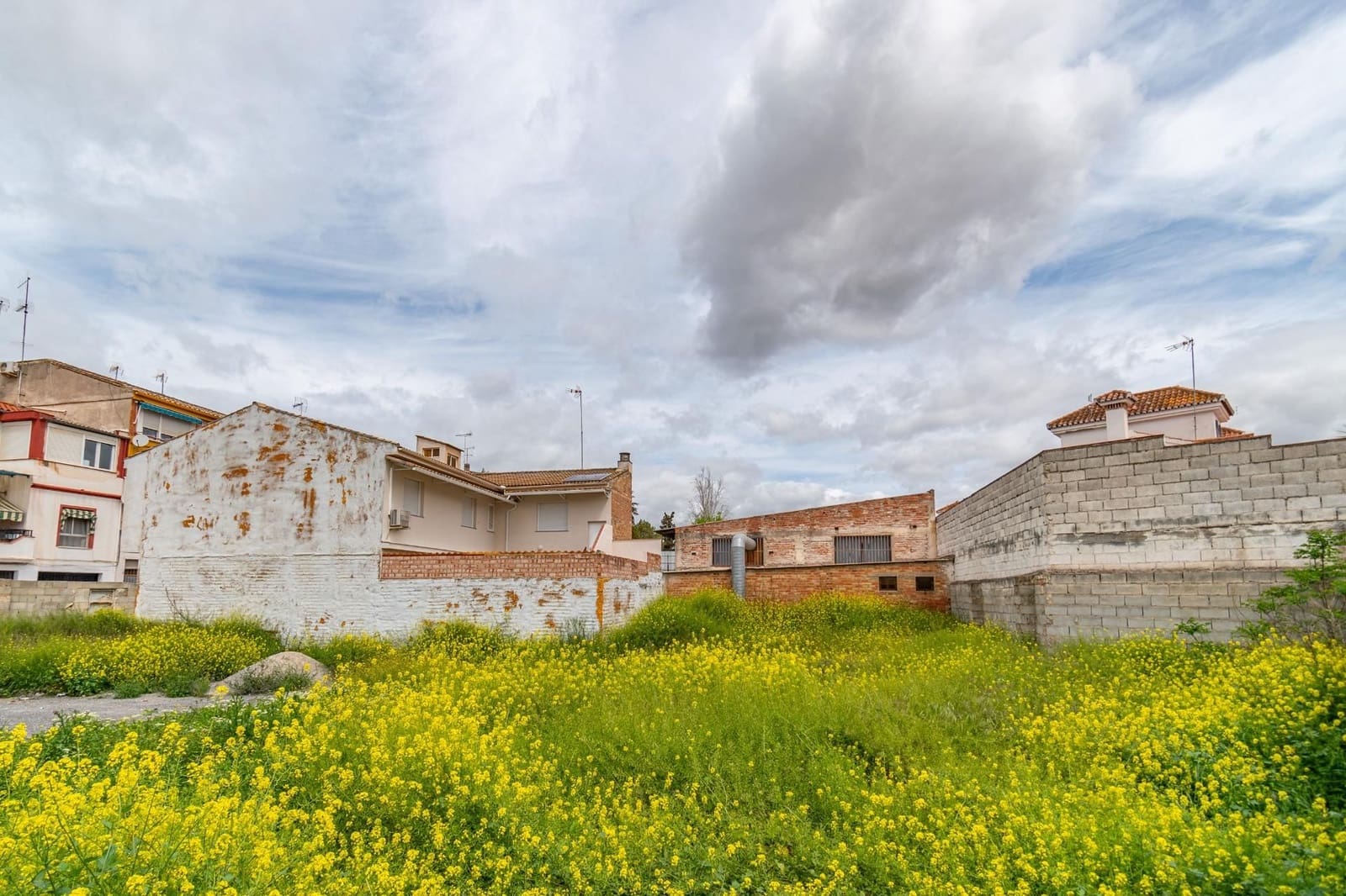 Kommersiell til salgs i Albolote - € 685 000 (Ref: 9534163)