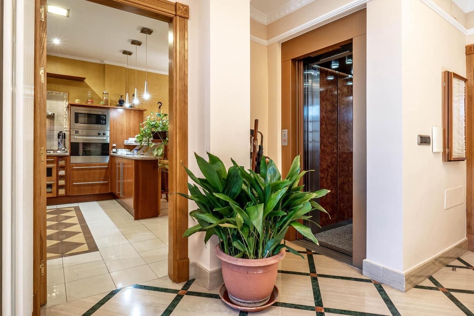 4 makuuhuone Omakotitalo myytävänä paikassa Granada kaupunki mukana uima-altaan - 920 000 € (Ref: 9534165)