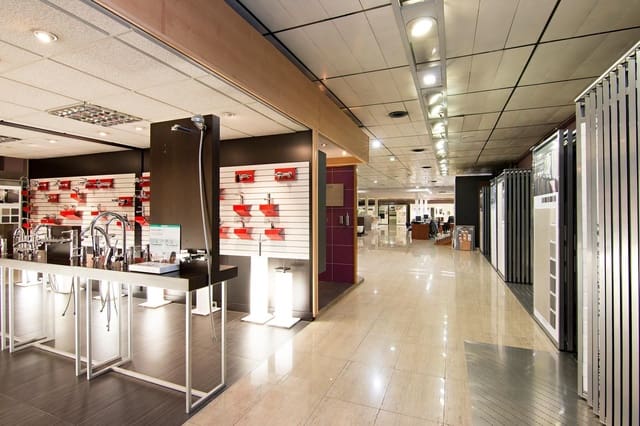 Local Commercial à vendre à Pulianas - 1 700 000 € (Ref: 9534166)