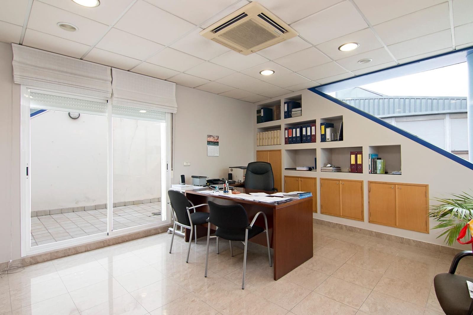 Commercial for sale in Pulianas - € 1,700,000 (Ref: 9534166)