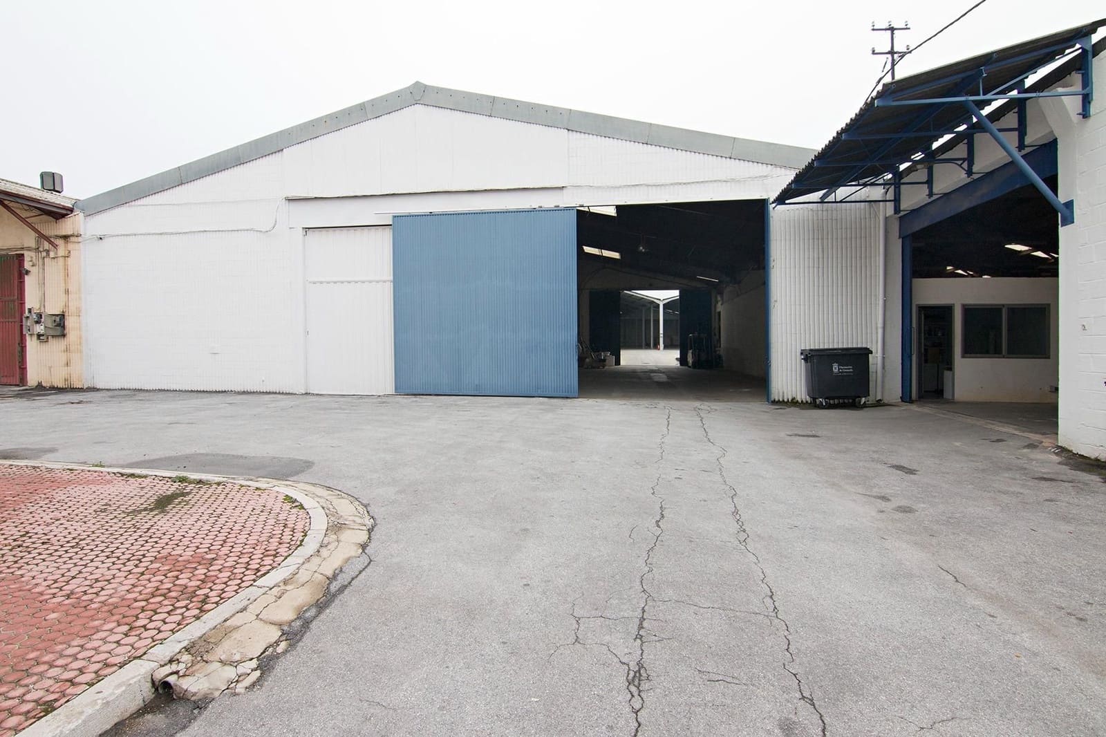 Commercial for sale in Pulianas - € 1,700,000 (Ref: 9534166)