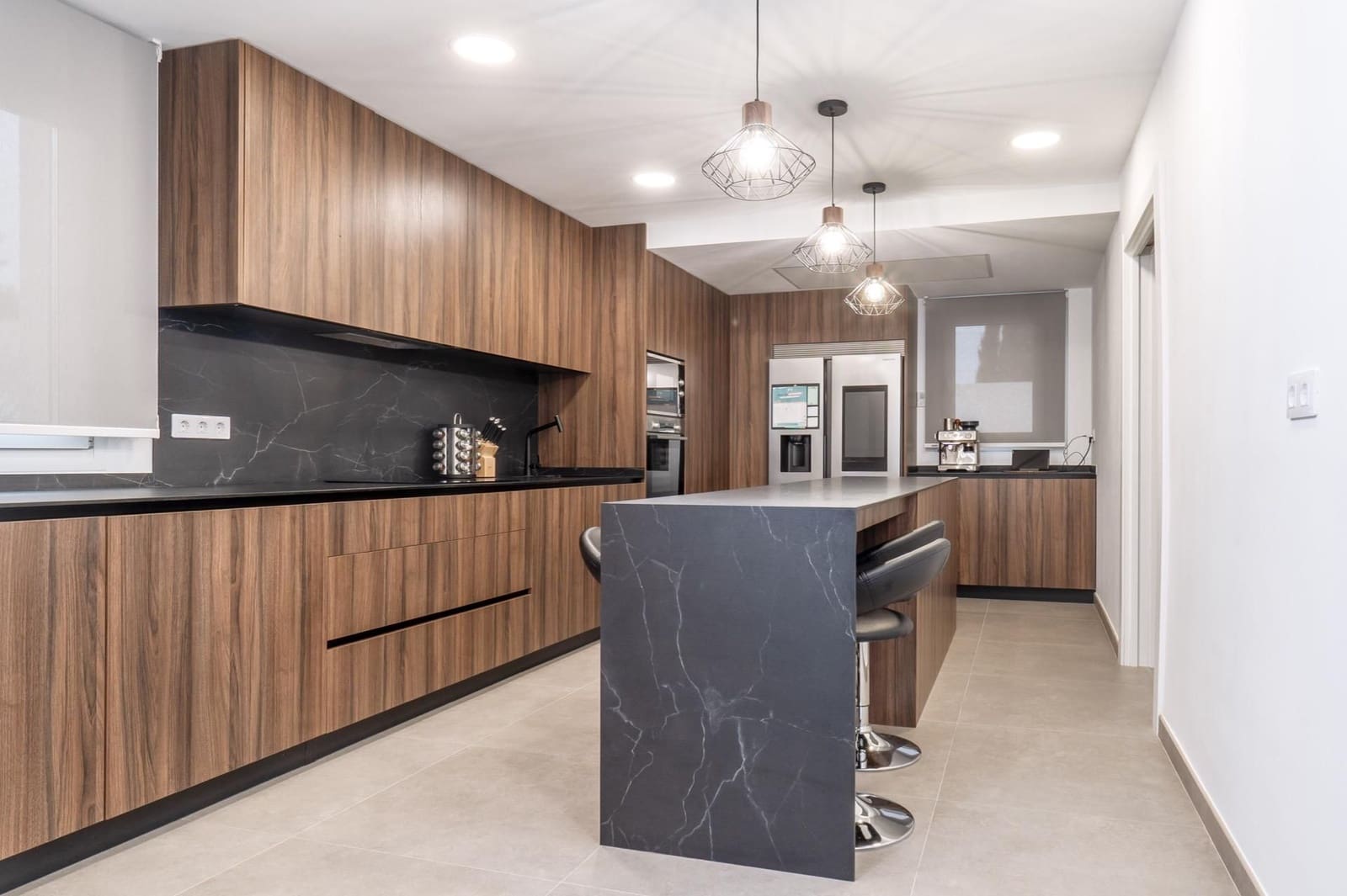 3 soveværelse Villa til salg i Otura med swimmingpool garage - € 749.000 (Ref: 9534169)