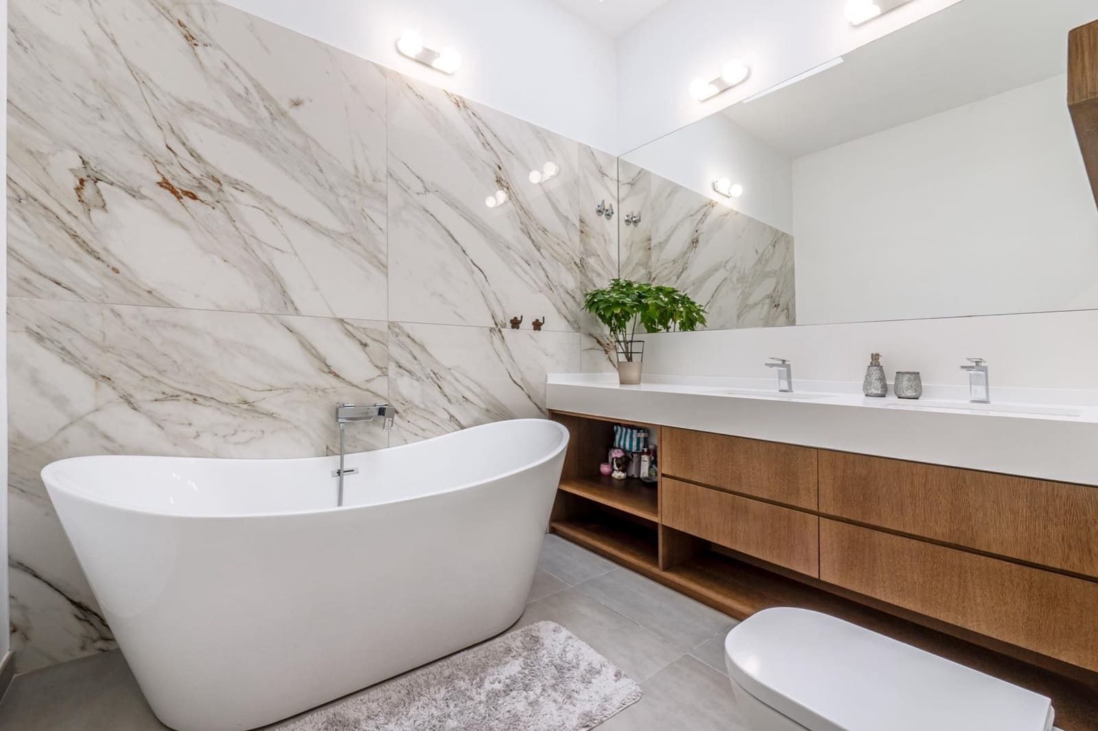 3 soveværelse Villa til salg i Otura med swimmingpool garage - € 749.000 (Ref: 9534169)